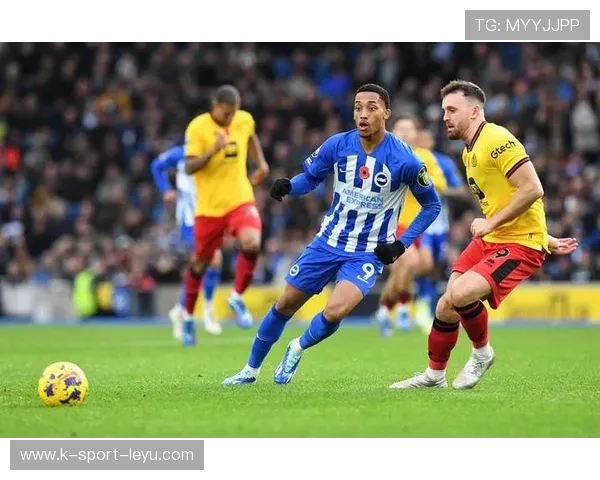 英超豪门开启抢人大战!三队盯同一猎物 英超豪门开启抢人大战!三队盯同一猎物