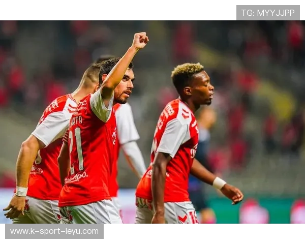 本菲卡追德布劳内式起点:从葡萄牙足球新星到世界级球员的崛起 本菲卡追德布劳内式起点:从葡萄牙足球新星到世界级球员的崛起